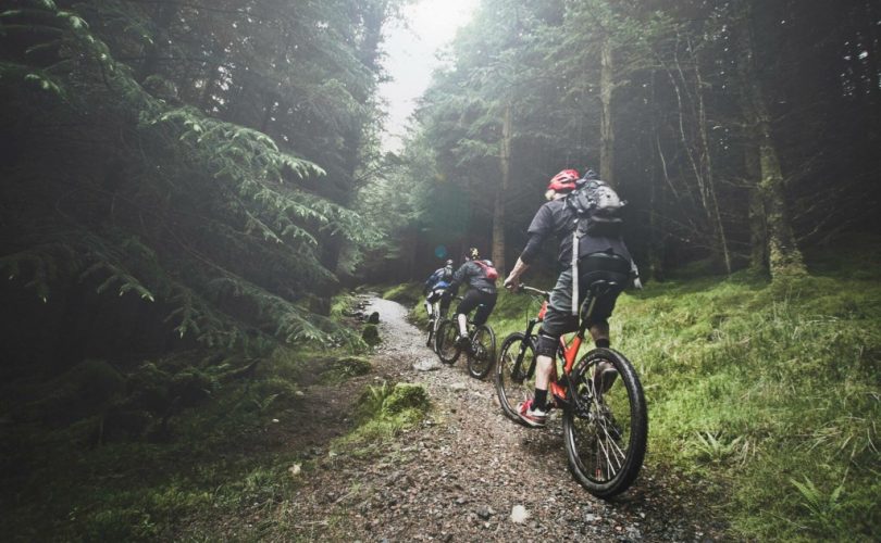 Guide essentiel de l'équipement de protection pour VTT – SAOLAR